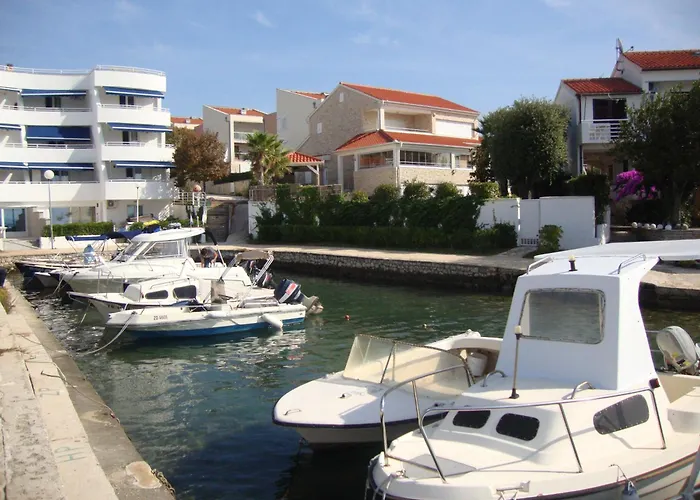 Apartments Villa Damir