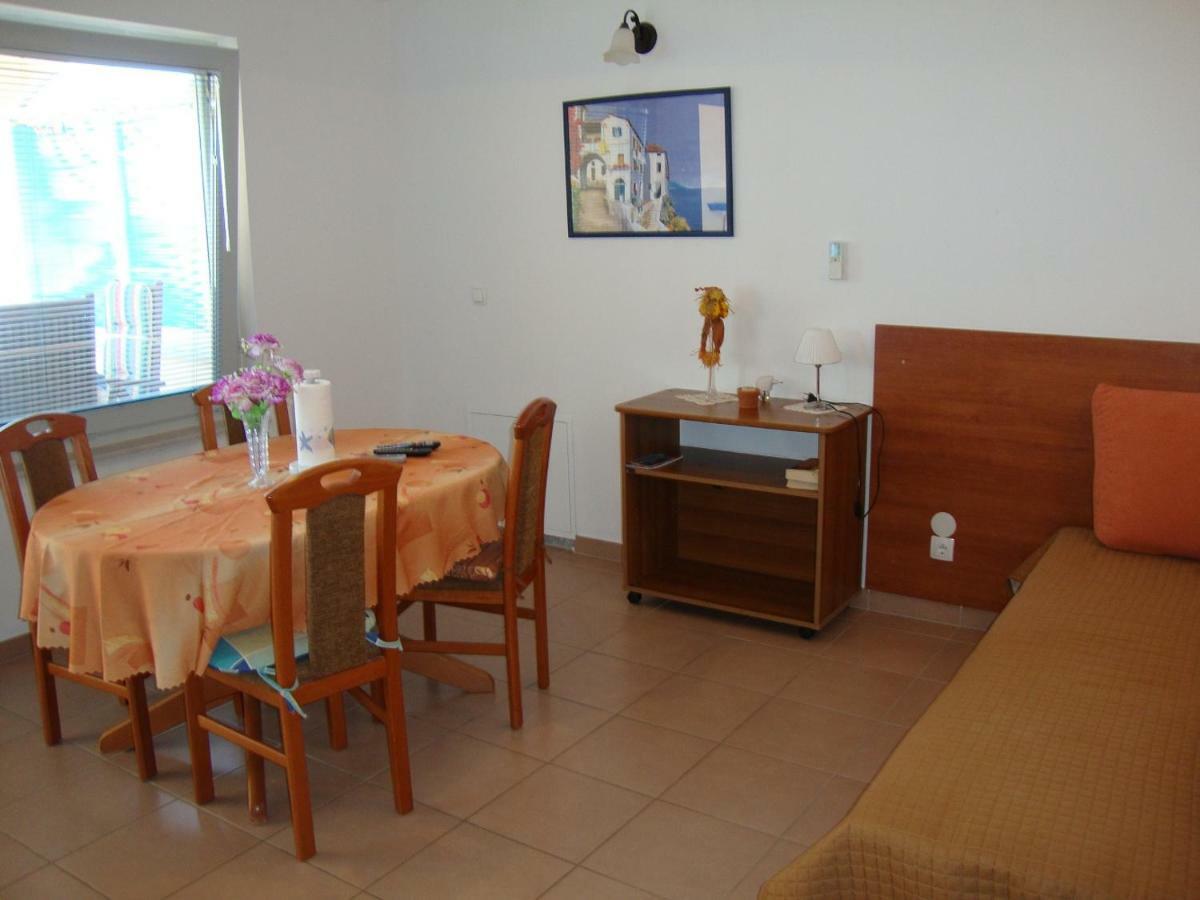 Apartment Damir *
